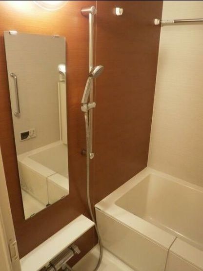 バス・シャワールーム　※別部屋参考写真