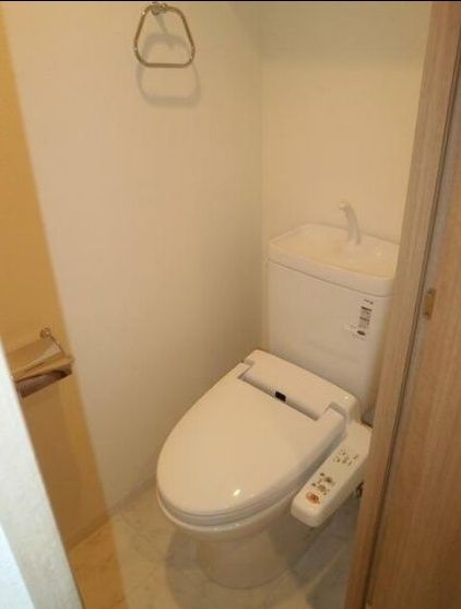 トイレ　※別部屋参考写真