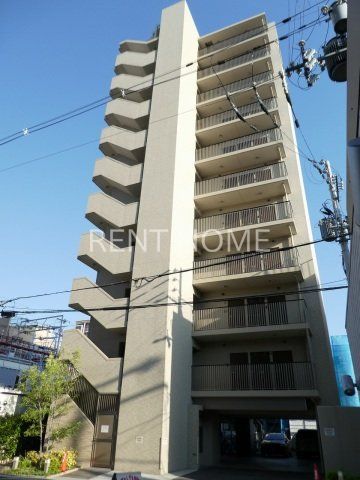 建物外観　平成28年築の鉄筋コンクリートマンション