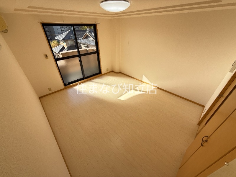 居室・リビング　同型別部屋写真