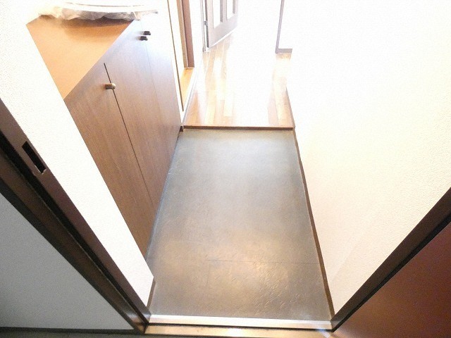 玄関　スッキリとした広々玄関です♪