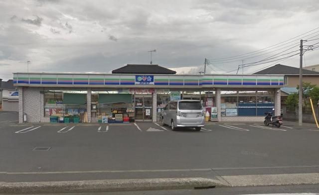 コンビニ　スリーエフ（コンビニ）まで89m