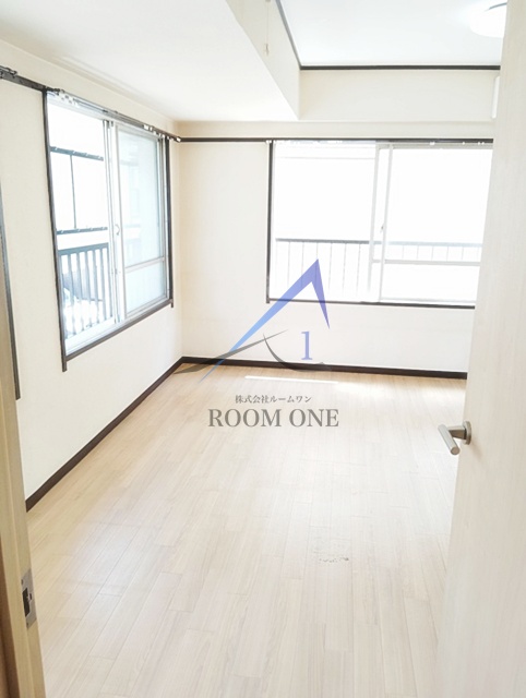 居室・リビング　洋室のお部屋です。