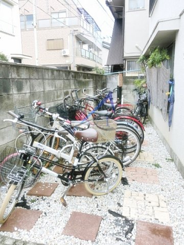 その他共有部分　駐輪場です。