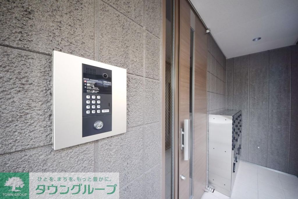 エントランス　エントランス