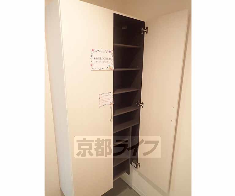 玄関　たくさん収納できます。