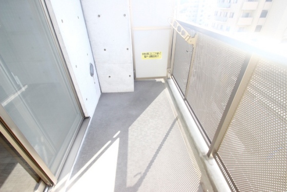 バルコニー　※別部屋の写真です