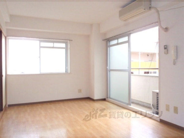 居室・リビング　洋室