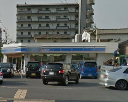 コンビニ　ローソン 小倉井堀三丁目店（コンビニ）まで287m