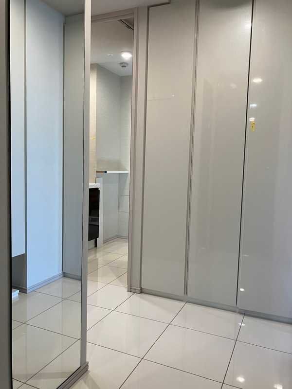 玄関　明るい玄関です