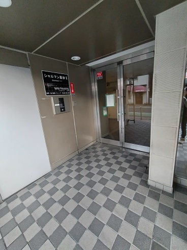 エントランス　オートロック