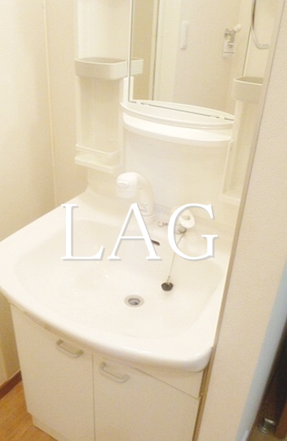 洗面設備　洗面台です。