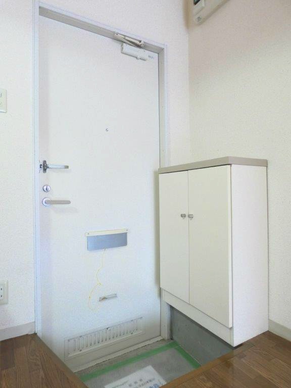 玄関　図面と現状に相違がある場合には現状を優先