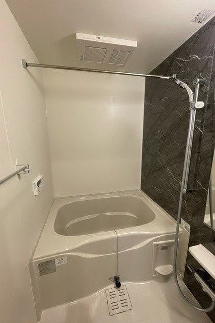 バス・シャワールーム　バス