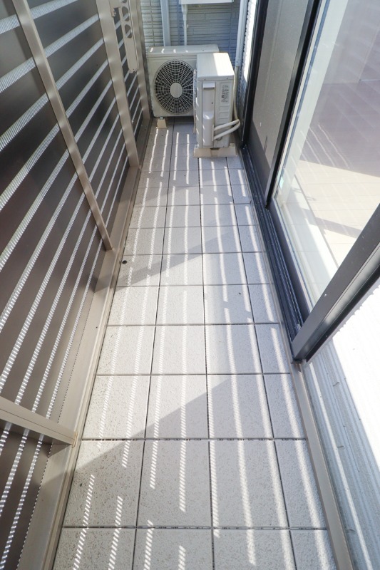 バルコニー　図面と現状に相違がある場合には現状を優先