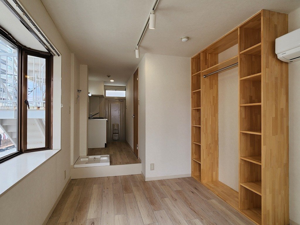 その他部屋・スペース　角部屋　天井ライティングレール照明