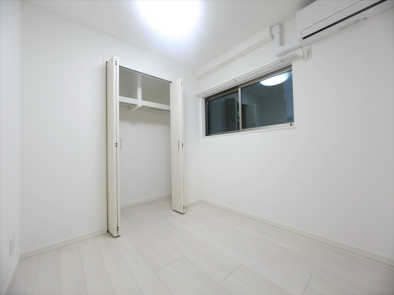 その他部屋・スペース　洋室4.2帖　クローゼット付（収納充実してます）