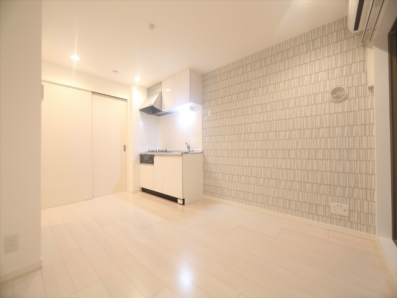 居室・リビング　ＬＤＫ8.2帖　洋室4.2帖　つなげても仕切っても使えます