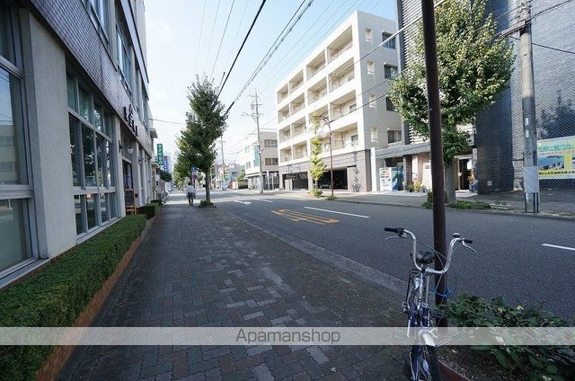 その他　前面道路（その他）まで2m