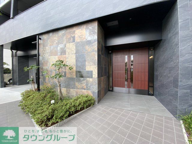 エントランス　エントランス