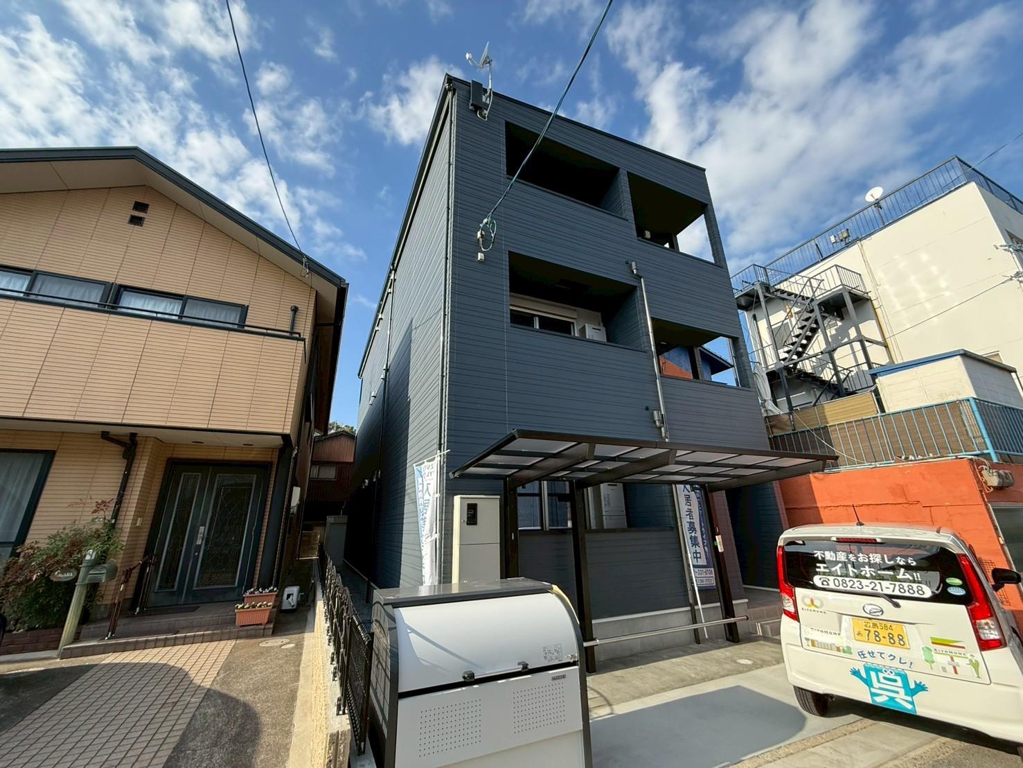 建物外観　2025年築　リユニオン三条