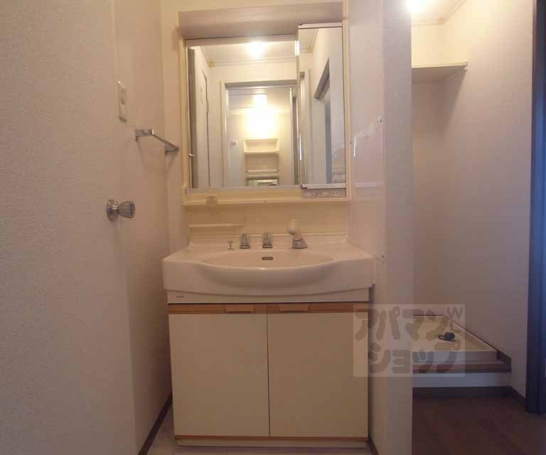 洗面設備　独立洗面台