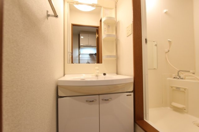 洗面設備　同仕様