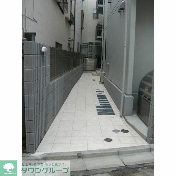 エントランス　部屋探しは株式会社　タウンハウジング　までお気軽にお問合せ…