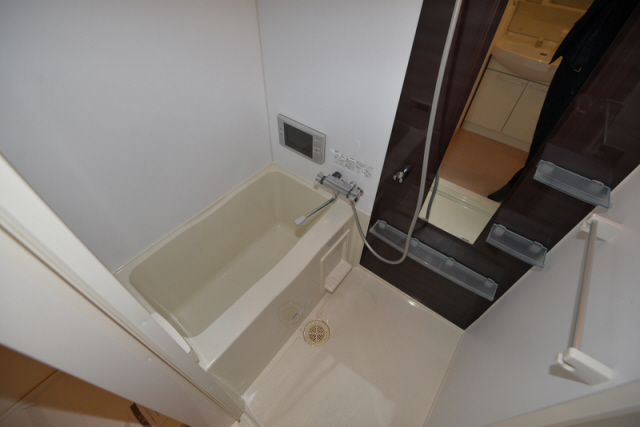 バス・シャワールーム　お風呂です