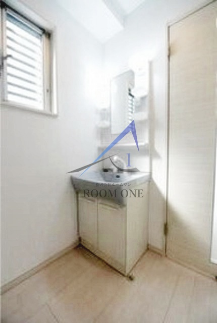 洗面設備　洗面台です。