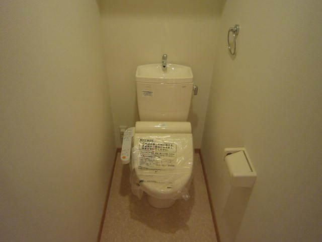 トイレ　☆ウォッシュレット完備☆