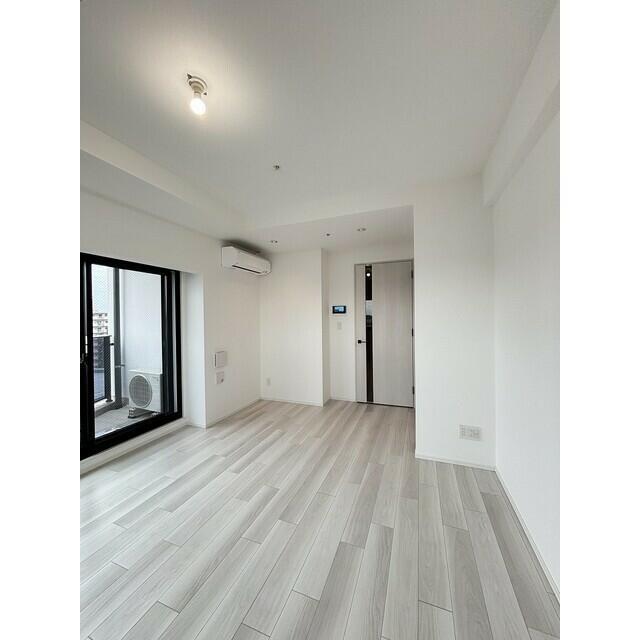 居室・リビング　?