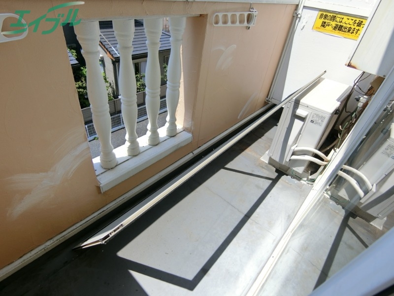 バルコニー　同型参考写真