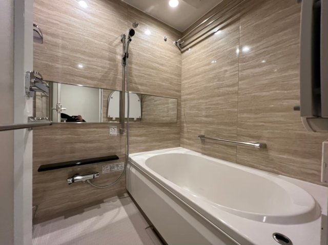 バス・シャワールーム