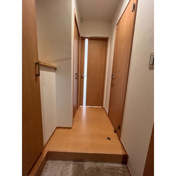 玄関　シンプルで使いやすい玄関です