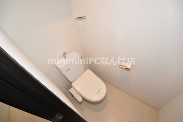 トイレ　トイレに収納もあります！参考写真