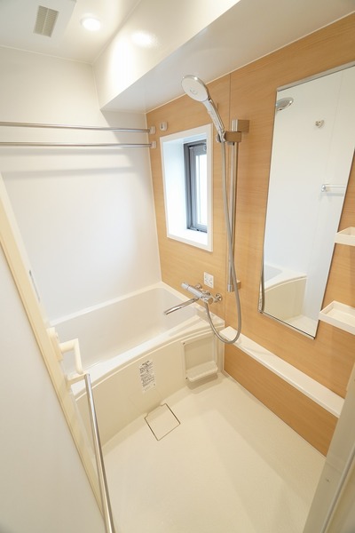 バス・シャワールーム　お風呂で日々の疲れを落としましょう