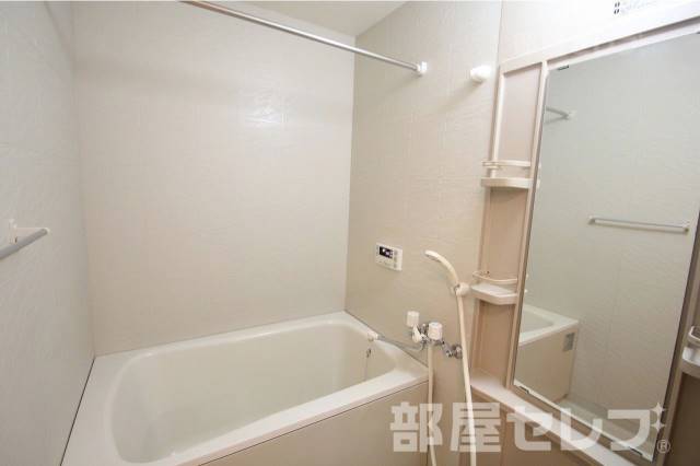 バス・シャワールーム　※２０２号室の写真を流用しています。