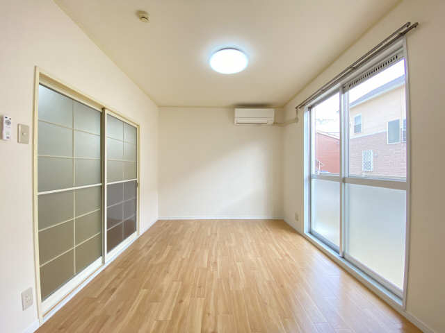 ロビー　南洋間