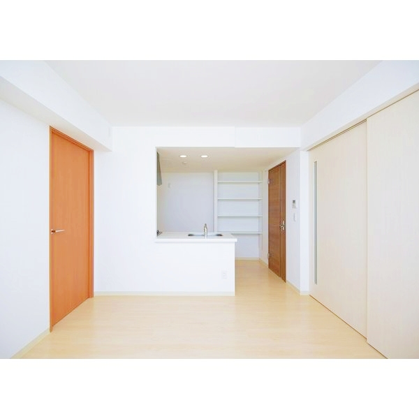 その他部屋・スペース　癖のない内装で、家具なども合わせやすいです♪