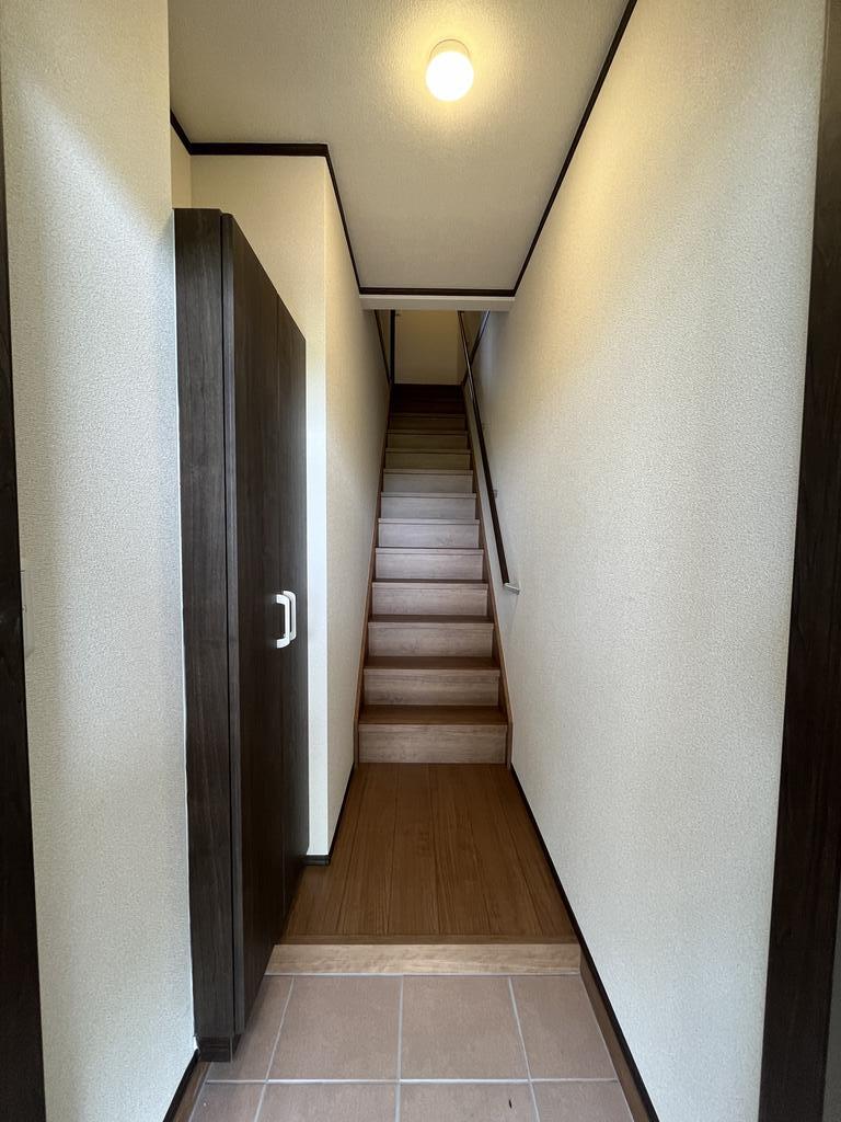 玄関　※同タイプ写真