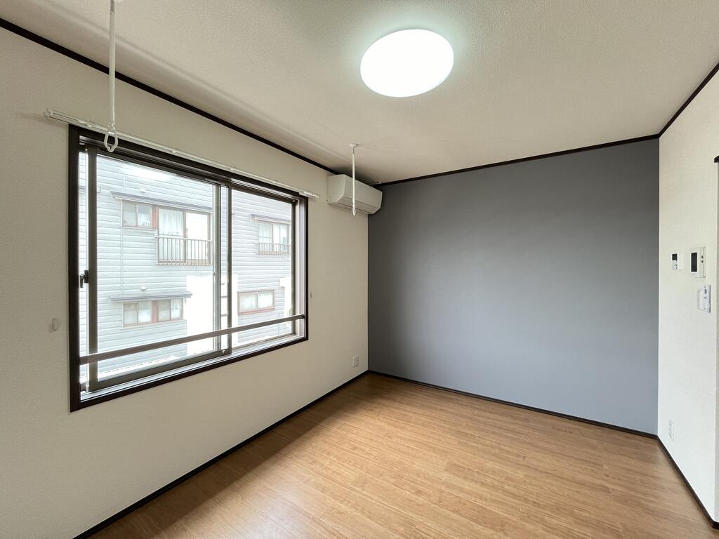 居室・リビング　※同タイプ写真