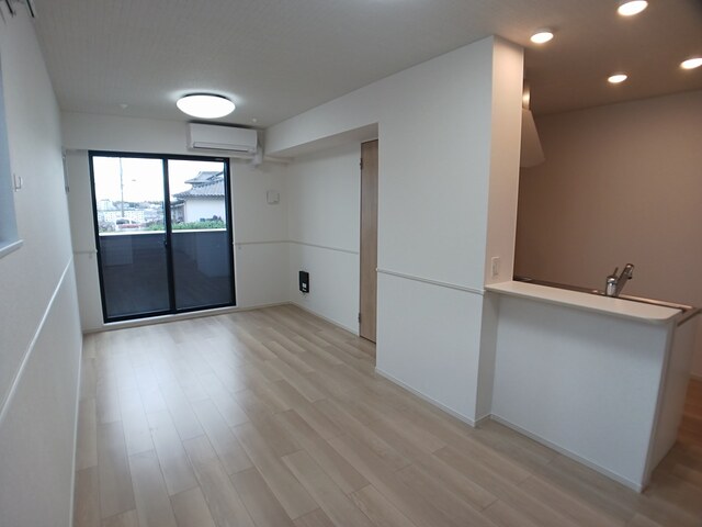 居室・リビング　12.5帖