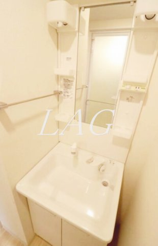 洗面設備　独立洗面台です。