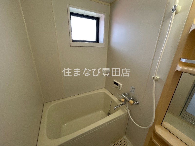 バス・シャワールーム　同型別部屋写真