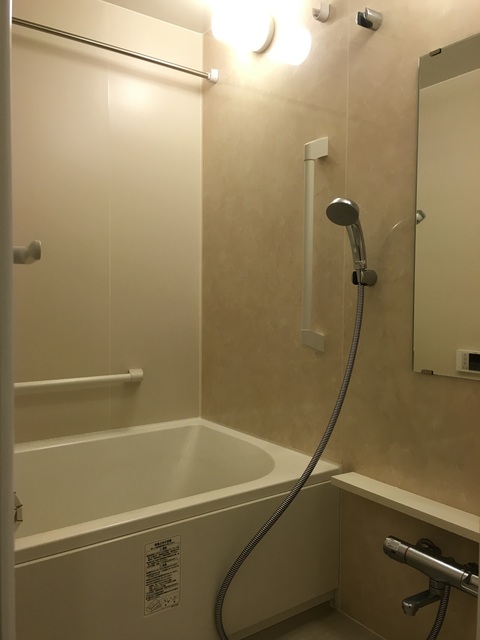 バス・シャワールーム