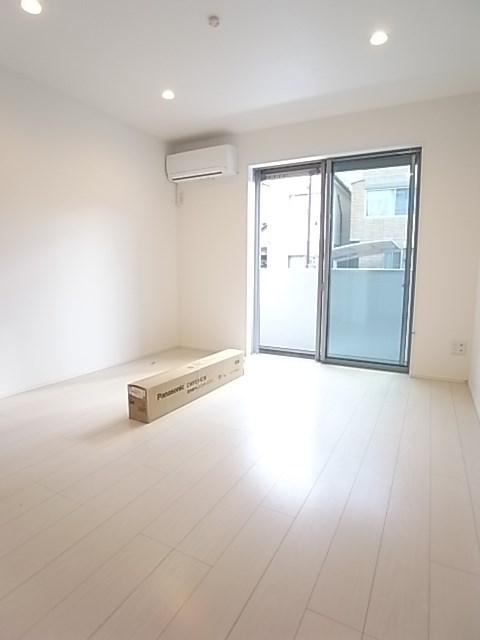 居室・リビング　ゆったりとした居間です