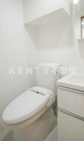 トイレ　コンパクトで使いやすいトイレです