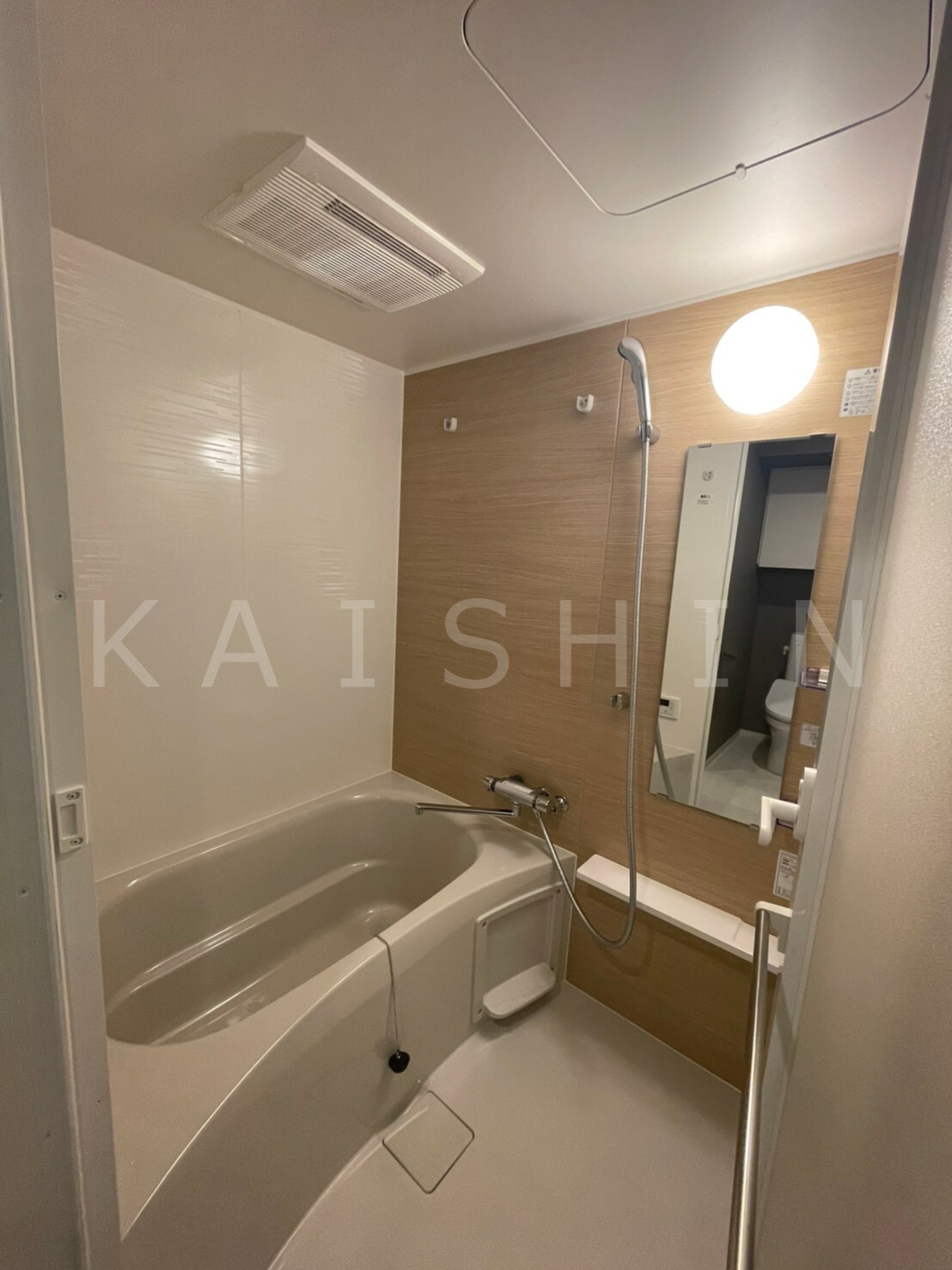 バス・シャワールーム