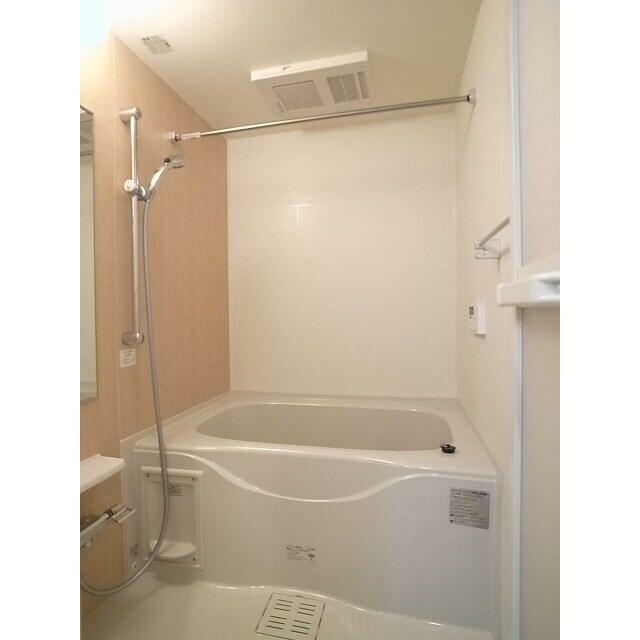 バス・シャワールーム　参考写真（同物件別部屋）